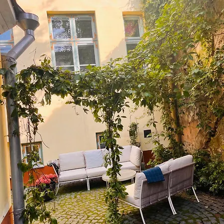 Tallinnhousing Luxury House With Sauna And Small Pool Old Town Vakantiehuis *